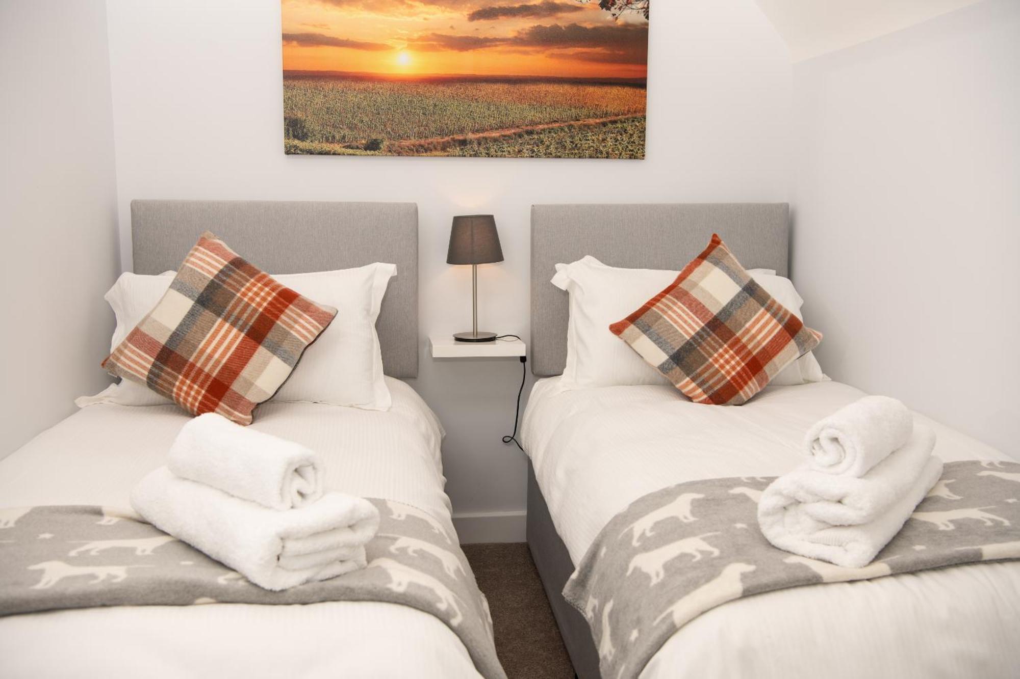 Aldwick Estate Villa Bristol Room photo